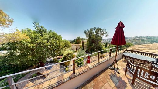 Apartment in Vence, Alpes-Maritimes