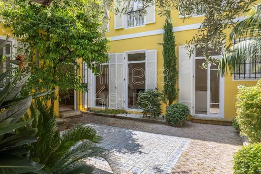 ‏בתי יוקרה ב  קאן, Alpes-Maritimes