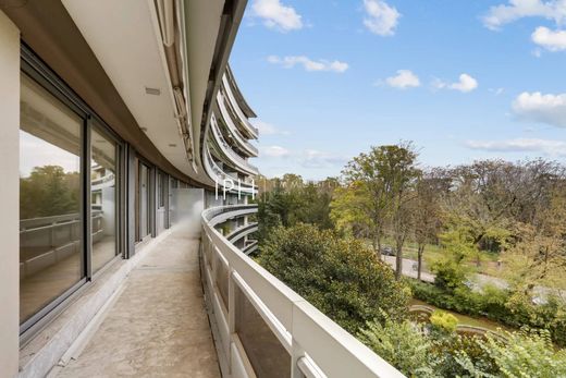 ニュイイシュールセーヌ, Hauts-de-Seineのアパートメント