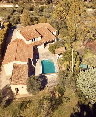 Villa in Le Val, Var