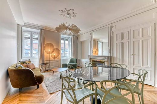 Apartment in Lyon, Rhône