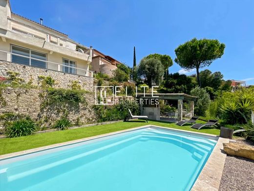 Luxury home in Mougins, Alpes-Maritimes