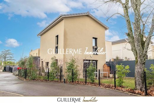 Dardilly, Rhôneの高級住宅