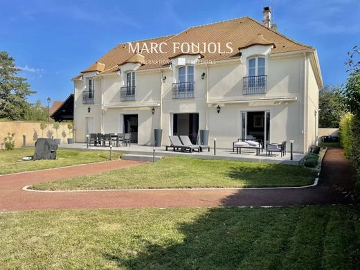 Maison de luxe à Senlis, Oise