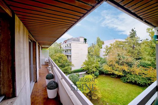 ニュイイシュールセーヌ, Hauts-de-Seineのアパートメント