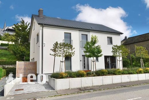 Luxe woning in Weiswampach, Clervaux