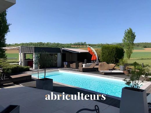 Luxe woning in Arcy-Sainte-Restitue, Aisne