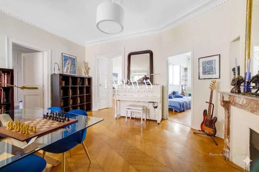 Apartment in Provence-Opéra – Grands Boulevards, Paris