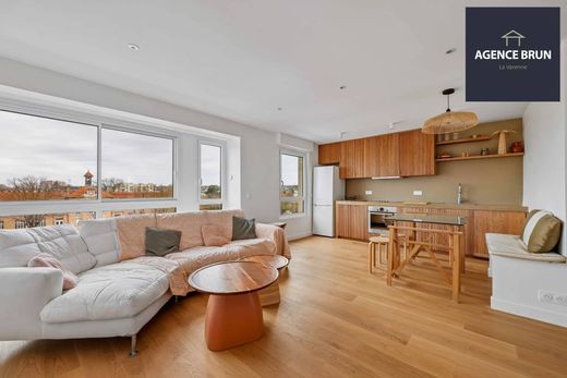 Apartment in La Varenne-Saint-Hilaire, Val-de-Marne