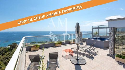 Apartment / Etagenwohnung in Cannes, Alpes-Maritimes