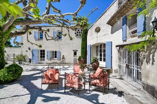 Luxus-Haus in Mallemort, Bouches-du-Rhône