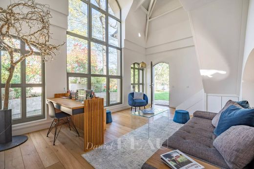 Luxury home in Louveciennes, Yvelines