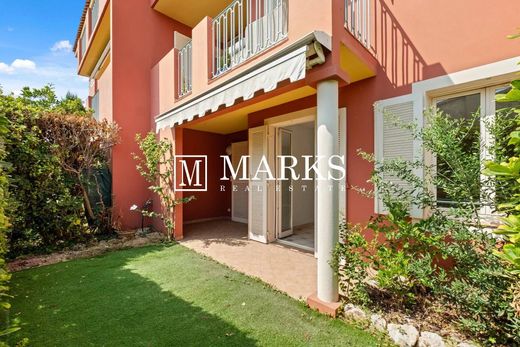 Saint-Jean-Cap-Ferrat, Alpes-Maritimesのアパートメント