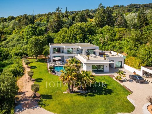 Villa in Aix-en-Provence, Bouches-du-Rhône