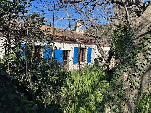 Landhaus / Bauernhof in Arles, Bouches-du-Rhône