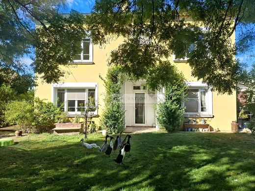 Luxus-Haus in Fontvieille, Bouches-du-Rhône