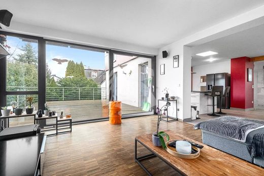 Luksusowy dom w Dahlem, Garnich