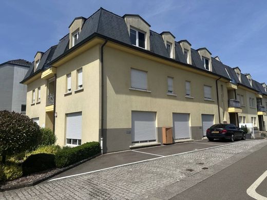 Apartment / Etagenwohnung in Mondercange, Canton d'Esch-sur-Alzette