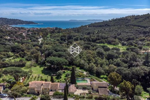 Luxury home in Le Lavandou, Var