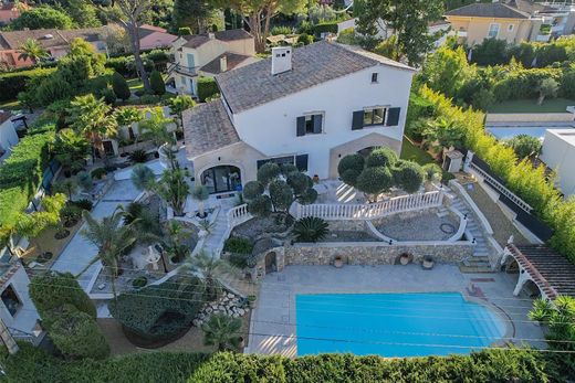 Βίλα σε Mandelieu-la-Napoule, Alpes-Maritimes