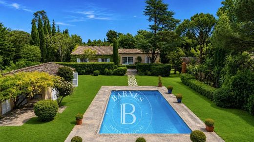 Luxury home in Saint-Tropez, Var