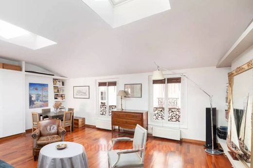 Piso / Apartamento en Montmartre, Abbesses, Grandes-Carrières, Paris