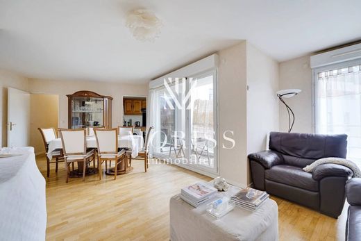 Apartment in Saint-Denis, Seine-Saint-Denis
