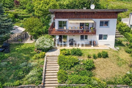 Luxury home in Grilly, Ain