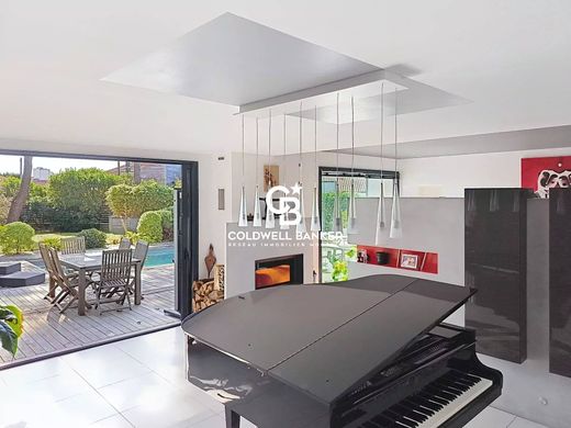 Luxe woning in Les Sables-d'Olonne, Vendée