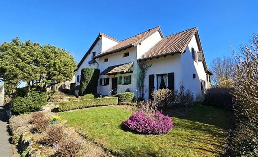 Luxus-Haus in Mondercange, Canton d'Esch-sur-Alzette