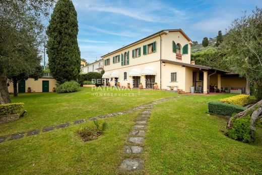 Villa in Pietrasanta, Provincia di Lucca