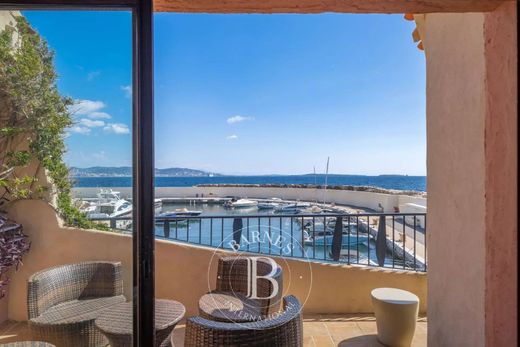 Appartement à Théoule-sur-Mer, Alpes-Maritimes