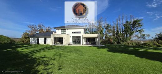 Luxury home in Poey-de-Lescar, Pyrénées-Atlantiques