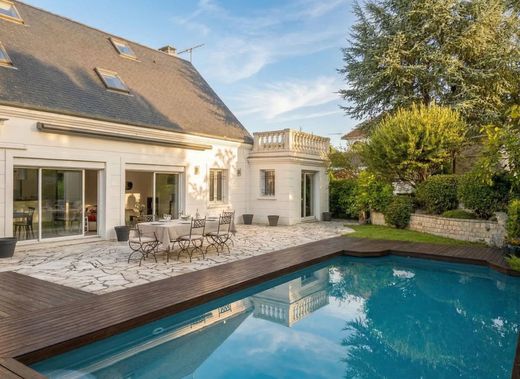 Casa de lujo en Chennevières-sur-Marne, Valle de Marne