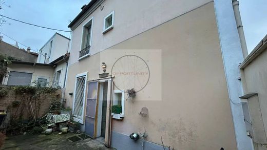 豪宅  Montreuil, Seine-Saint-Denis