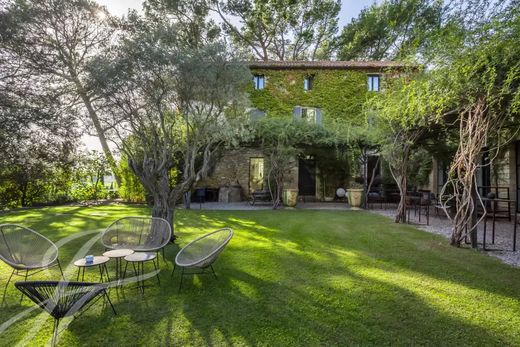 Casa di lusso a Monteux, Vaucluse