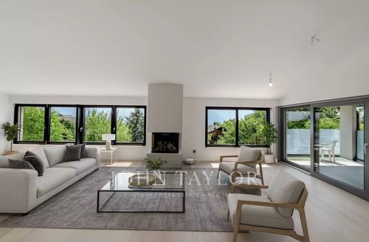 Πολυτελή κατοικία σε Blonay, Riviera-Pays-d'Enhaut District