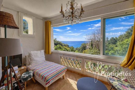 Daire Rayol-Canadel-sur-Mer, Var