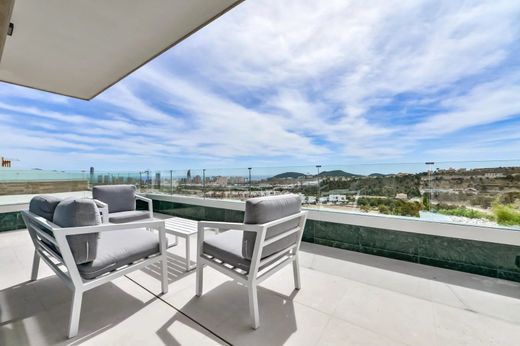 Penthouse in Finestrat, Alicante