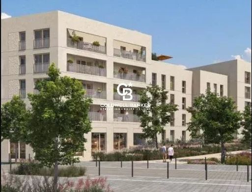 Apartment in Châtenay-Malabry, Hauts-de-Seine