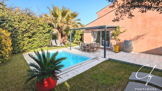 Luxury home in Roquebrune-sur-Argens, Var