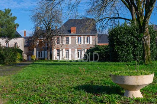 Luxury home in Aizenay, Vendée