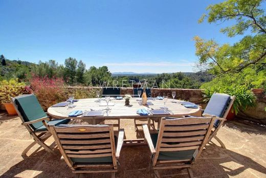 Callas, Varの高級住宅