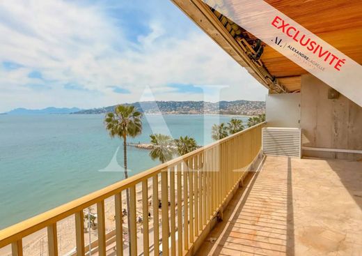 Apartment in Juan-les-Pins, Alpes-Maritimes