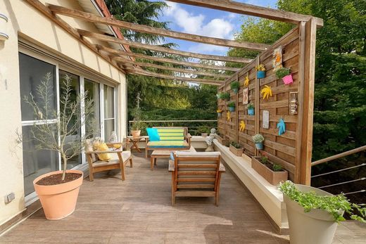 Luksusowy dom w Ville-d'Avray, Hauts-de-Seine