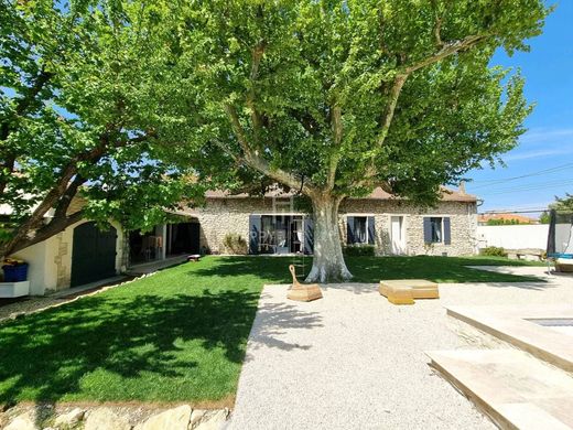 Усадьба / Сельский дом, Saint-Rémy-de-Provence, Bouches-du-Rhône