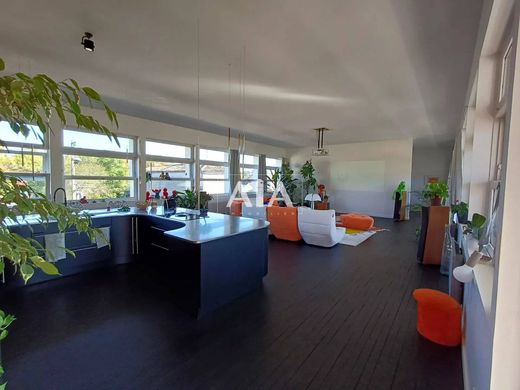 Ruelle-sur-Touvre, Charenteのロフト