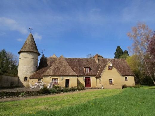 Casa de lujo en Avermes, Allier