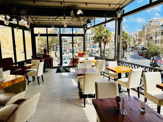 Casa di lusso a San Julian's, Saint Julian's