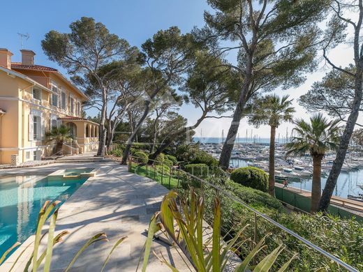 Saint Raphael Immobilier De Luxe Et Villas En Vente Proprietes De Prestige A Saint Raphael Luxuryestate Com